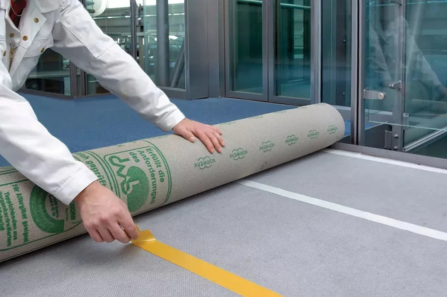 Banda dublu adeziva Extra Strong 25 m x 50 mm Tesa – imaginea 3